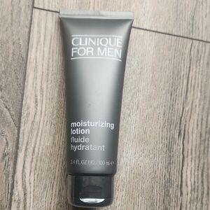 Clinique For Men Moisturizing Lotion - Gray